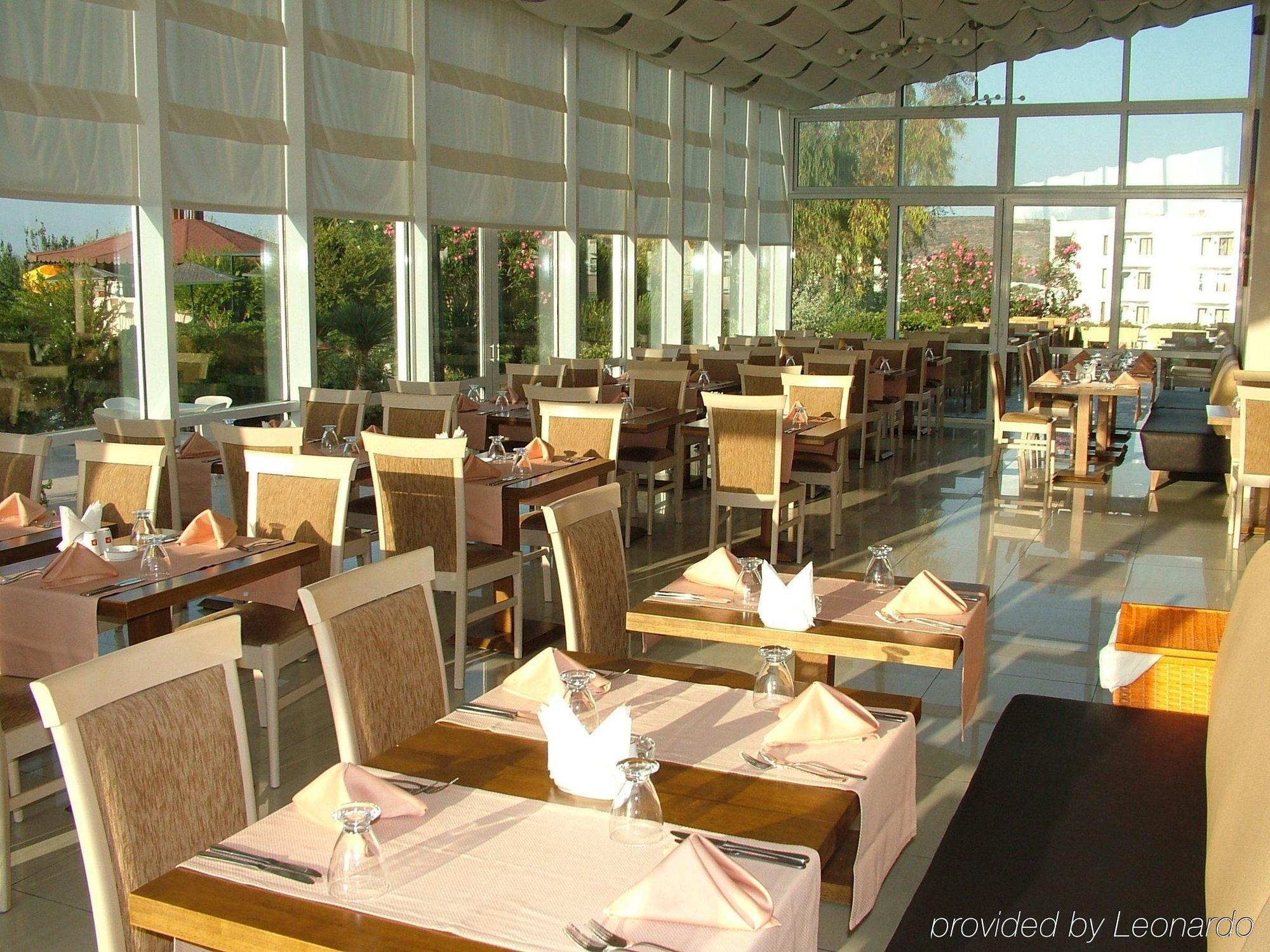 Babaylon Hotel Çeşme Restaurant foto
